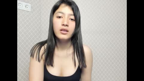 Snapshot of mayachka10 chatting on 27, 9, 2025 mayachka10 online show from 27, 9, 2025