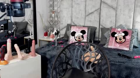 Snapshot of mayarusell01 chatting on 15, 11, 2025 Nicolle Ruselle Hello my lovely schedule for great fun from 630 am and end 800 pm Colombian time I wait for you online show from 15, 11, 2025