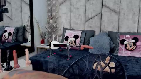 Snapshot of mayarusell01 chatting on 18, 11, 2025 Nicolle Ruselle Hello my lovely schedule for great fun from 630 am and end 800 pm Colombian time I wait for you online show from 18, 11, 2025