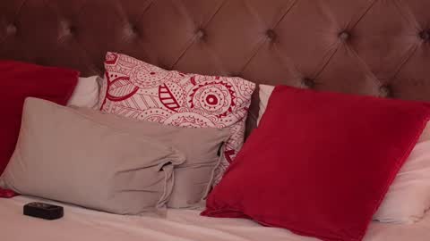 Snapshot of mayavixxen chatting on 17, 2, 2025 MayaVixxen online show from 17, 2, 2025