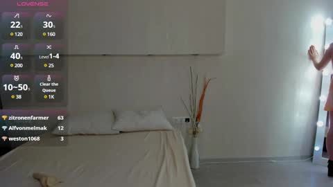 Snapshot of maybe_mia chatting on 31, 1, 2025 Mia GMT2 Mon 3-9 AM Tue 3-9 AM Wed 3-9 AMThur 10 AM - 4 PM Fri 3-9 AM Sat 3-9 AM Sun 3-9 AM. online show from 31, 1, 2025