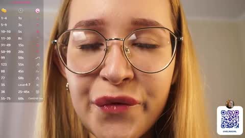 Snapshot of maybellebyone chatting on 2, 3, 2026 Milina online show from 2, 3, 2026