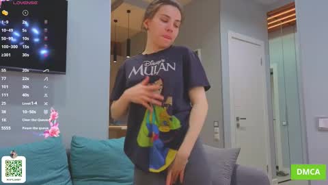 My name Casey  online show from 30, 10, 2025