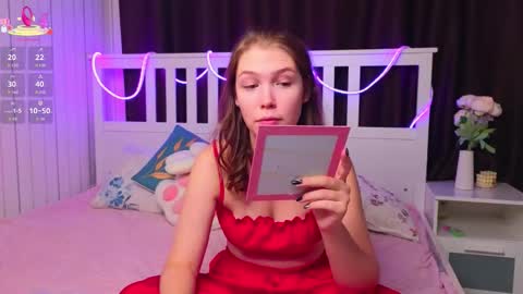 Snapshot of maygoodsell chatting on 25, 11, 2025 Ann online show from 25, 11, 2025