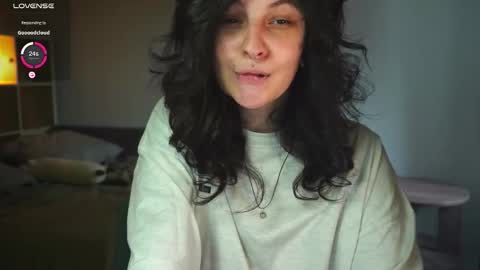 Snapshot of maymary_ chatting on 15, 9, 2025 Mary . online show from 15, 9, 2025