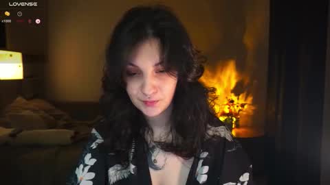Snapshot of maymary_ chatting on 23, 10, 2025 Mary . online show from 23, 10, 2025