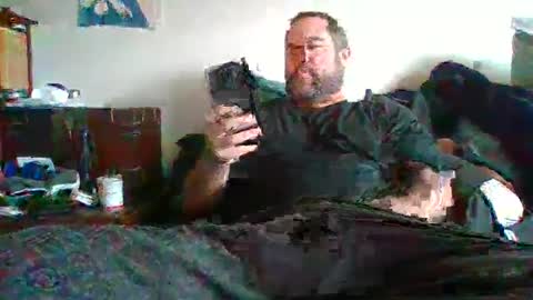 Snapshot of mayoramx chatting on 29, 1, 2025 Dad bod 43 online show from 29, 1, 2025