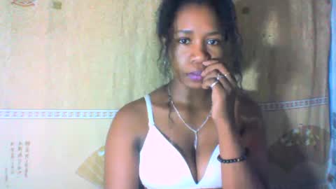 Snapshot of mayrah5 chatting on 13, 2, 2025 mayrah online show from 13, 2, 2025