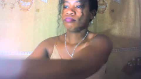 Snapshot of mayrah5 chatting on 18, 2, 2025 mayrah online show from 18, 2, 2025