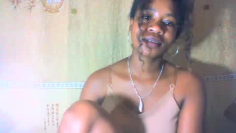 Snapshot of mayrah5 chatting on 18, 2, 2025 mayrah online show from 18, 2, 2025