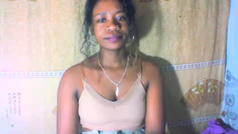 Snapshot of mayrah5 chatting on 26, 2, 2025 mayrah online show from 26, 2, 2025