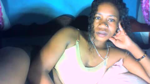 Snapshot of mayrah5 chatting on 26, 2, 2025 mayrah online show from 26, 2, 2025