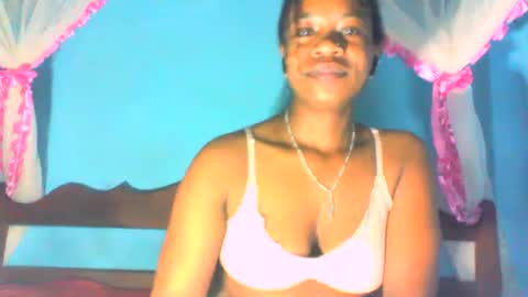 Snapshot of mayrah5 chatting on 7, 3, 2025 mayrah online show from 7, 3, 2025