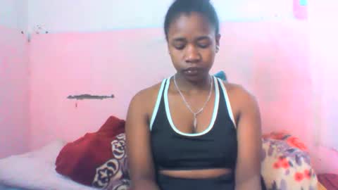 Snapshot of mayrah5 chatting on 5, 10, 2025 mayrah online show from 5, 10, 2025