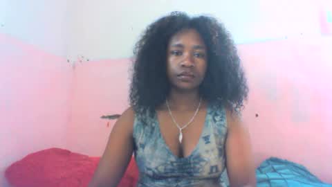 Snapshot of mayrah5 chatting on 9, 11, 2025 mayrah online show from 9, 11, 2025