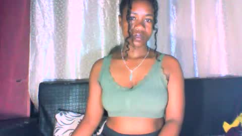 Snapshot of mayrah5 chatting on 27, 11, 2025 mayrah online show from 27, 11, 2025