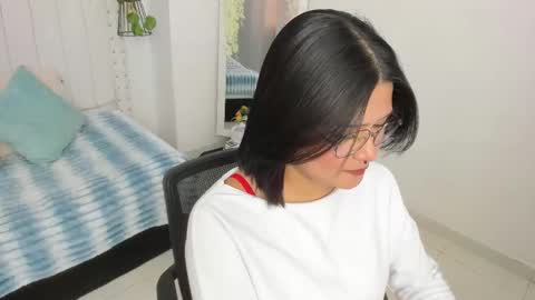 Snapshot of mayu_kim chatting on 9, 10, 2025 Mayu KIm online show from 9, 10, 2025