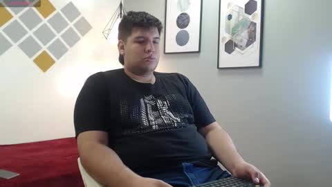 Snapshot of mazenrois chatting on 17, 1, 2026 mazen online show from 17, 1, 2026