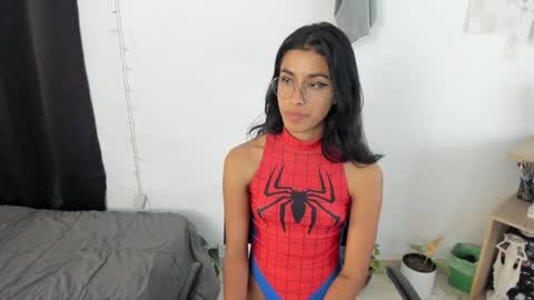 Snapshot of mazikeen_18 chatting on 5, 12, 2024 mazikeen_18 online show from 5, 12, 2024