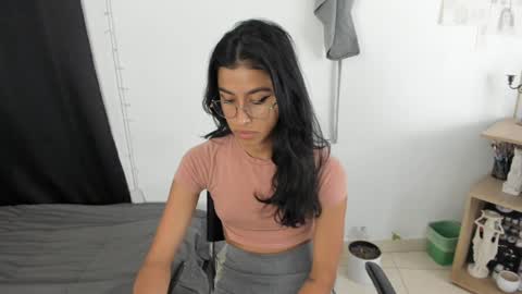 Snapshot of mazikeen_18 chatting on 24, 12, 2024 mazikeen_18 online show from 24, 12, 2024