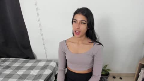 Snapshot of mazikeen_18 chatting on 7, 10, 2025 mazikeen_18 online show from 7, 10, 2025