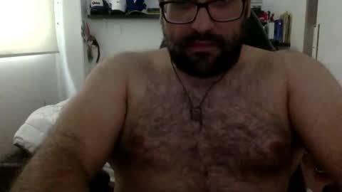 Snapshot of mbotve chatting on 2, 5, 2026 VzlaMan online show from 2, 5, 2026