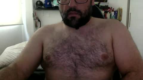Snapshot of mbotve chatting on 5, 6, 2026 VzlaMan online show from 5, 6, 2026