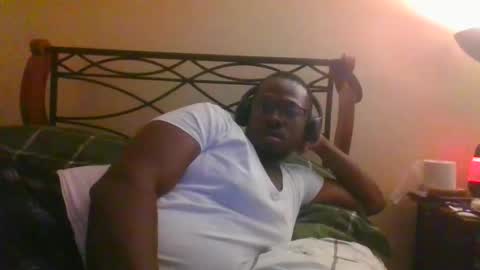 Snapshot of mbsupreme chatting on 11, 9, 2025 Mark online show from 11, 9, 2025