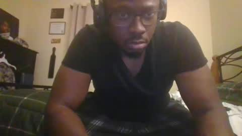 Snapshot of mbsupreme chatting on 12, 9, 2025 Mark online show from 12, 9, 2025