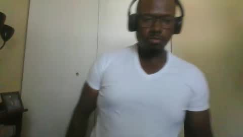 Snapshot of mbsupreme chatting on 18, 9, 2025 Mark online show from 18, 9, 2025