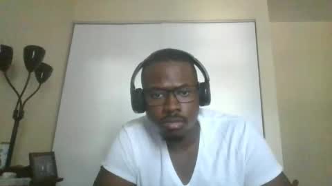 Snapshot of mbsupreme chatting on 28, 9, 2025 Mark online show from 28, 9, 2025