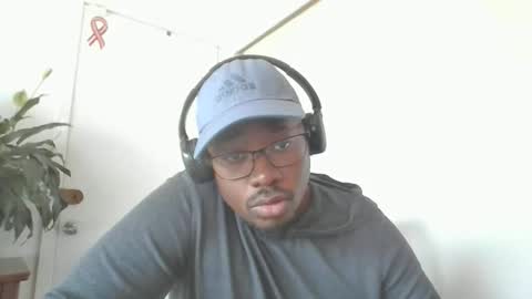 Snapshot of mbsupreme chatting on 17, 10, 2025 Mark online show from 17, 10, 2025