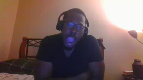 Snapshot of mbsupreme chatting on 31, 10, 2025 Mark online show from 31, 10, 2025