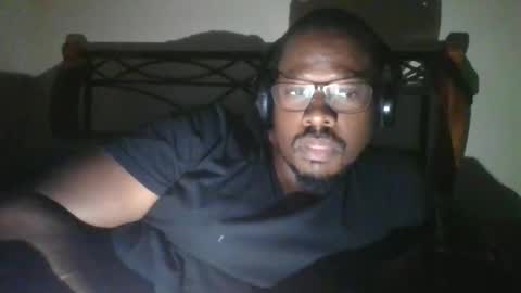 Snapshot of mbsupreme chatting on 7, 11, 2025 Mark online show from 7, 11, 2025