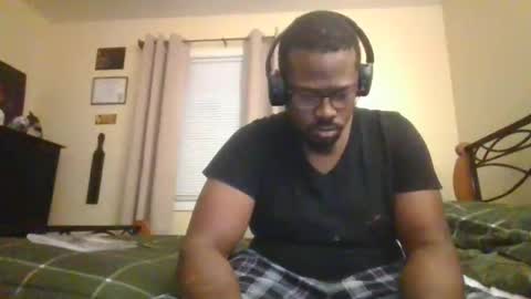 Snapshot of mbsupreme chatting on 18, 11, 2025 Mark online show from 18, 11, 2025