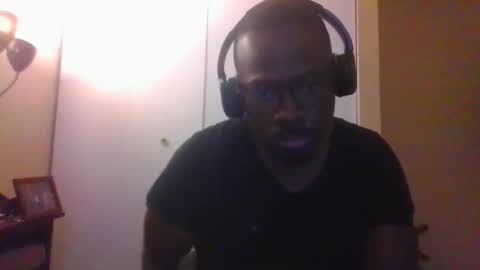 Snapshot of mbsupreme chatting on 26, 11, 2025 Mark online show from 26, 11, 2025