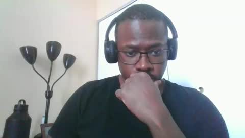 Snapshot of mbsupreme chatting on 3, 12, 2025 Mark online show from 3, 12, 2025