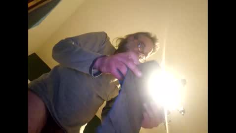 Snapshot of mccock16cm chatting on 17, 4, 2026 mccock16cm online show from 17, 4, 2026