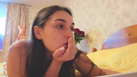 Snapshot of me_lissa_sun chatting on 7, 10, 2025 Melissa online show from 7, 10, 2025