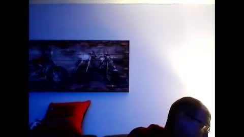 me at home online show from 16, 9, 2025