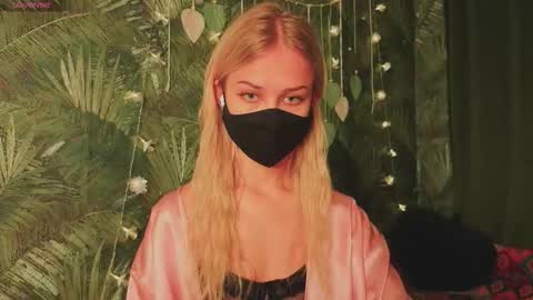 meeeewmeeeeow online show from 4, 12, 2025