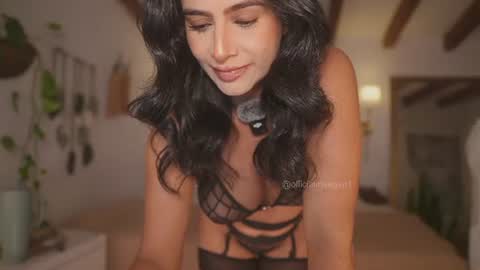 Andrea  online show from 30, 6, 2026