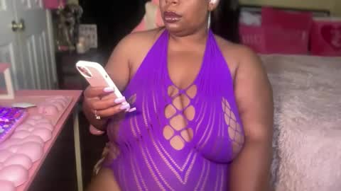 Snapshot of meetsouthernpeach chatting on 9, 5, 2026 Southern Peach online show from 9, 5, 2026