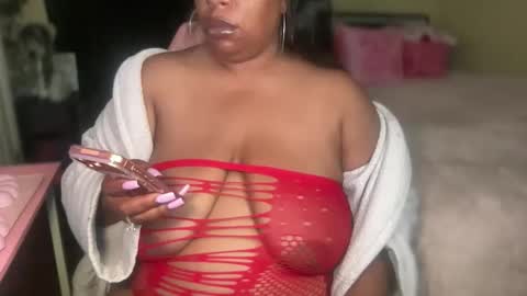 Snapshot of meetsouthernpeach chatting on 18, 5, 2026 Southern Peach online show from 18, 5, 2026