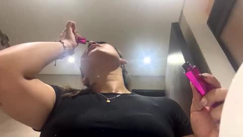 Snapshot of megaan0 chatting on 2, 11, 2025 sofi online show from 2, 11, 2025