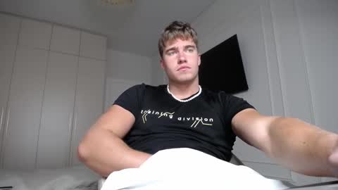 Max online show from 26, 9, 2025