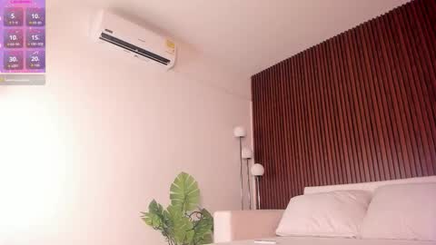 Snapshot of megan__88 chatting on 20, 12, 2025 megan online show from 20, 12, 2025