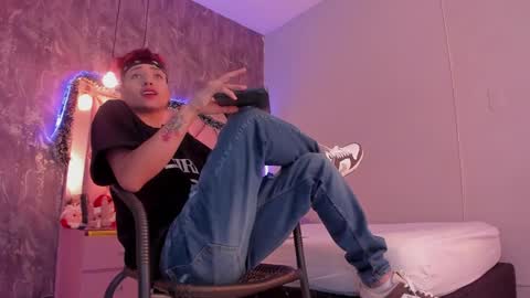 Snapshot of megan_and_clohe chatting on 26, 12, 2024 M E G A N online show from 26, 12, 2024