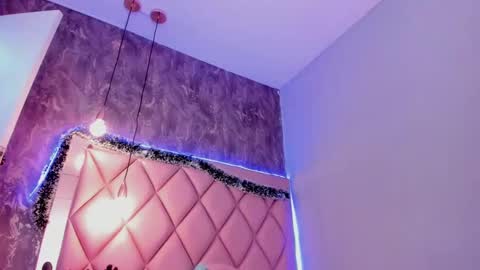 Snapshot of megan_and_clohe chatting on 27, 12, 2024 M E G A N online show from 27, 12, 2024