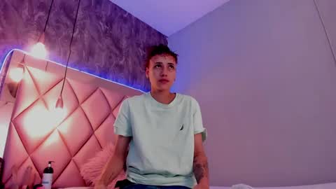 Snapshot of megan_and_clohe chatting on 19, 1, 2025 M E G A N online show from 19, 1, 2025